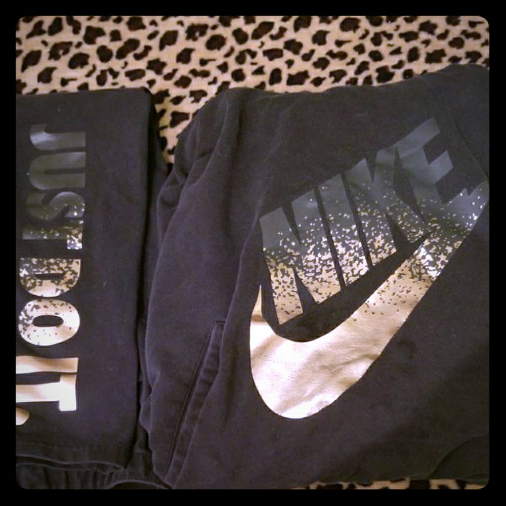 Nike rose gold sweater and leggings
